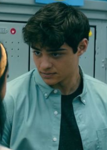 Noah Centineo photo