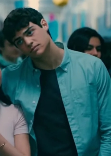 Noah Centineo photo