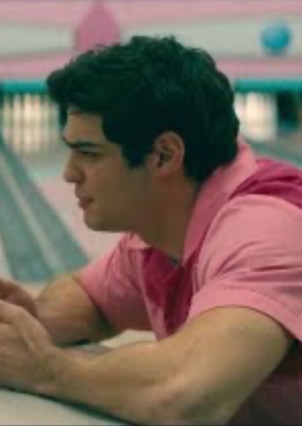 Noah Centineo photo