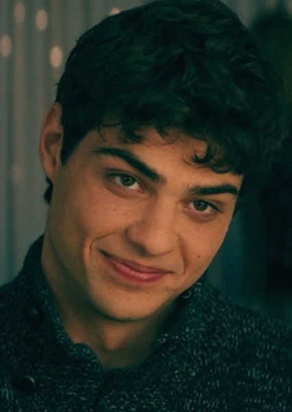Noah Centineo photo