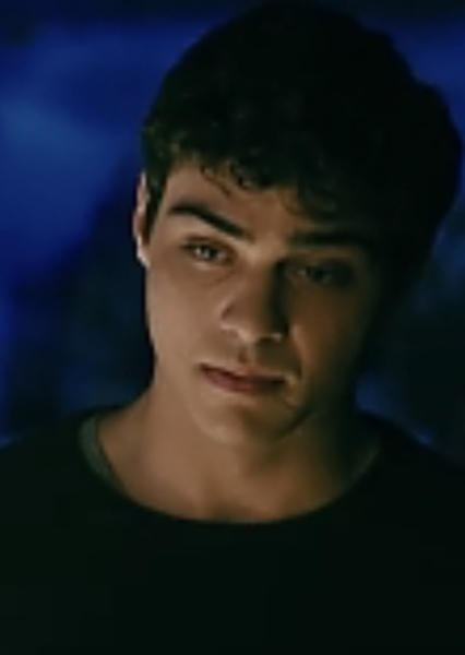 Noah Centineo photo