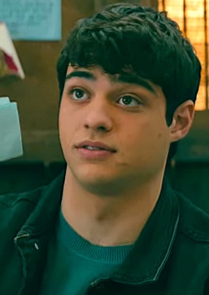 Noah Centineo photo