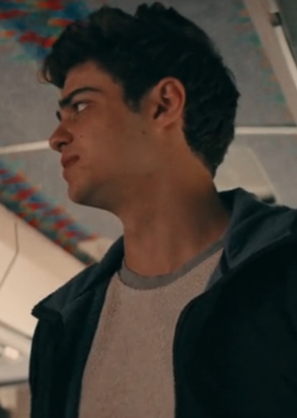 Noah Centineo photo