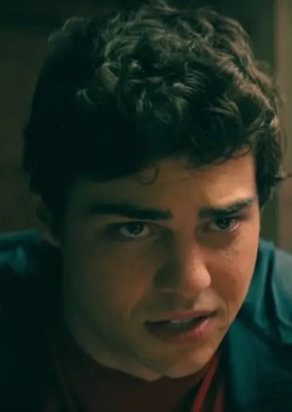 Noah Centineo photo