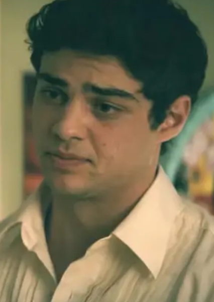 Noah Centineo photo
