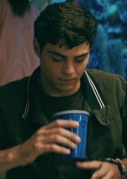 Noah Centineo photo