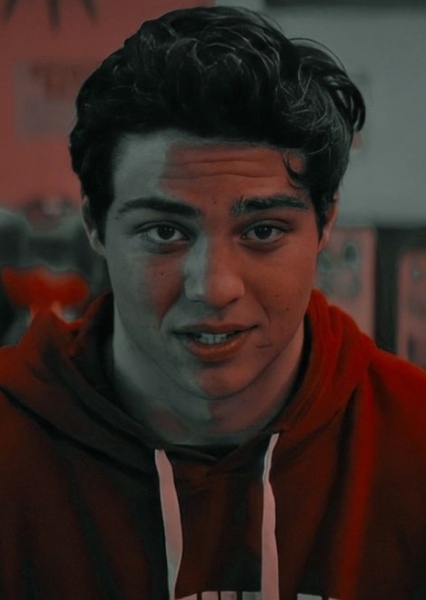 Noah Centineo photo
