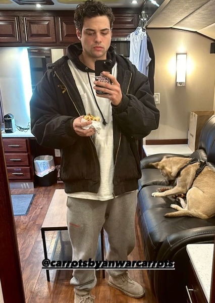 Noah Centineo photo