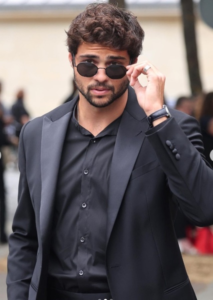 Noah Centineo photo