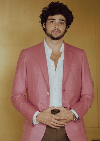 Noah Centineo photo