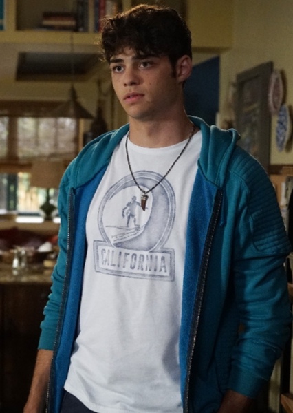 Noah Centineo photo