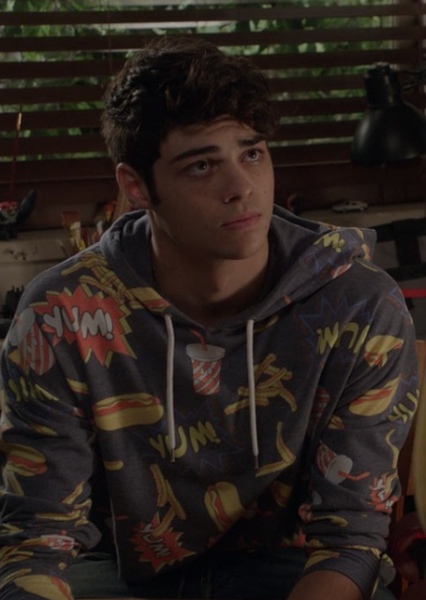 Noah Centineo photo