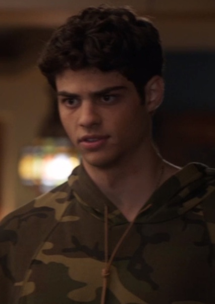 Noah Centineo photo