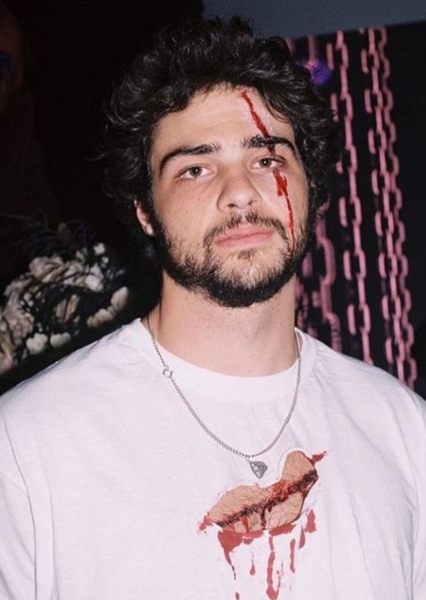 Noah Centineo photo