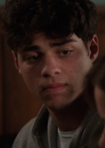 Noah Centineo photo