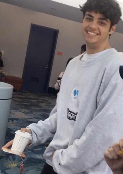 Noah Centineo photo