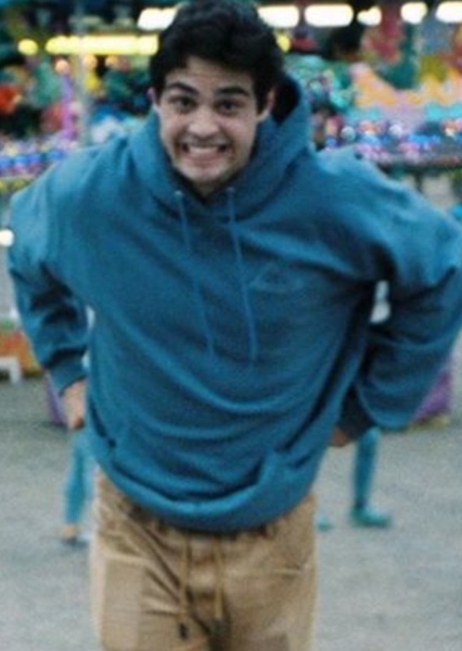 Noah Centineo photo