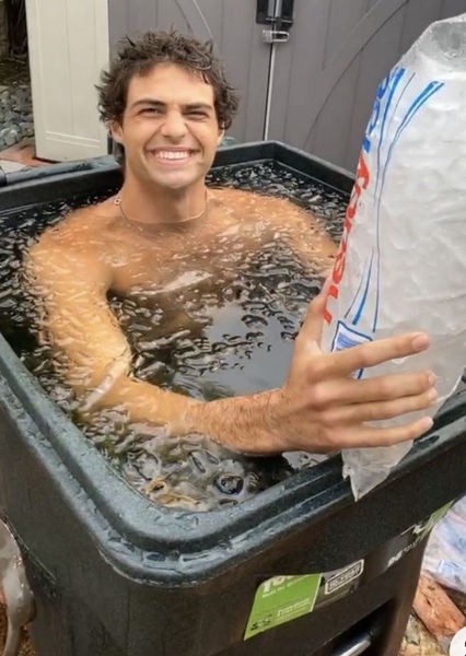 Noah Centineo photo