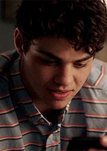 Noah Centineo photo