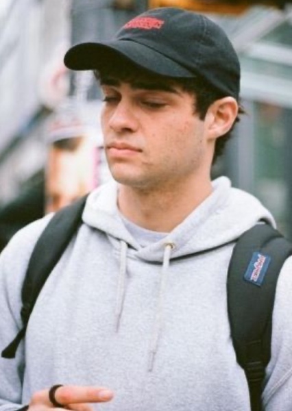 Noah Centineo photo