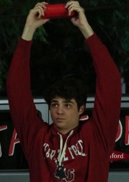 Noah Centineo photo