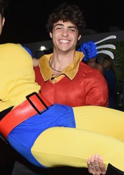 Noah Centineo photo