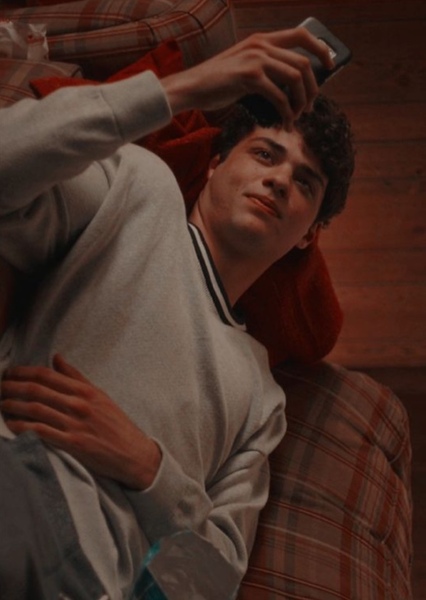 Noah Centineo photo