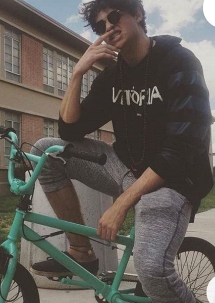 Noah Centineo photo