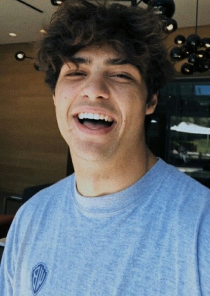 Noah Centineo photo