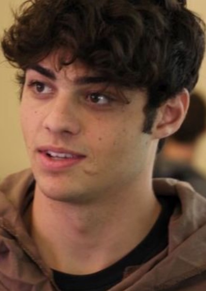 Noah Centineo photo