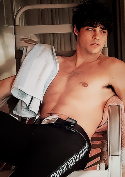 Noah Centineo photo