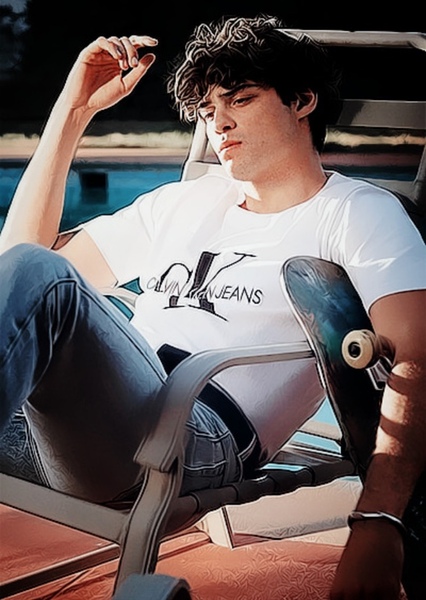 Noah Centineo photo