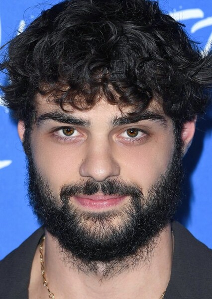 Noah Centineo photo