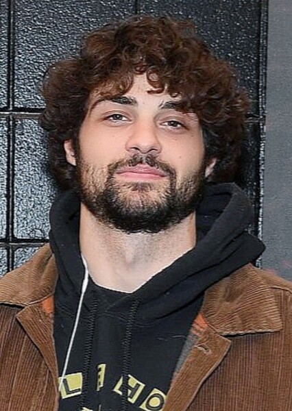 Noah Centineo photo