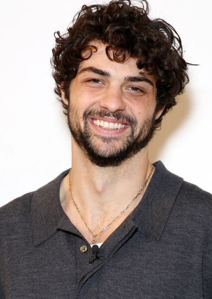 Noah Centineo photo