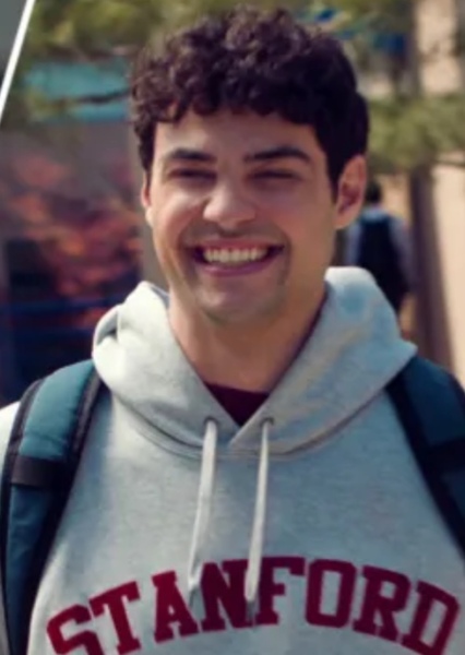 Noah Centineo photo