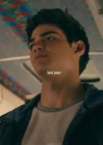 Noah Centineo photo
