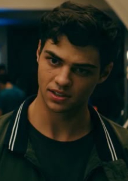 Noah Centineo photo