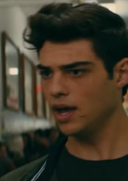Noah Centineo photo