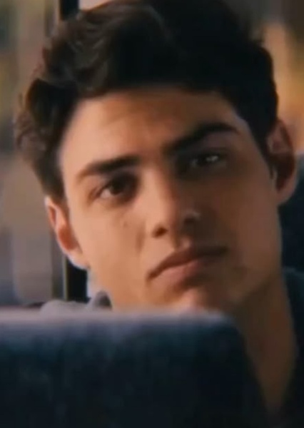Noah Centineo photo