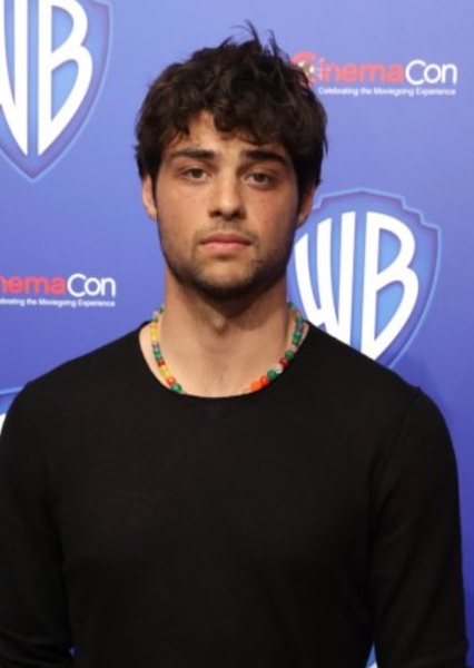 Noah Centineo photo