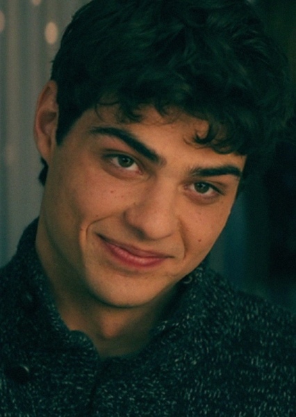Noah Centineo photo