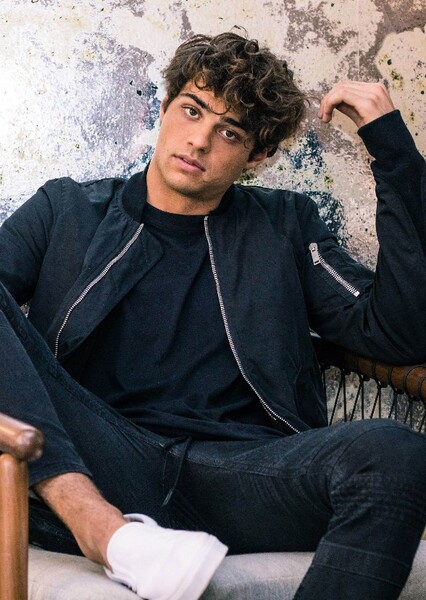 Noah Centineo photo