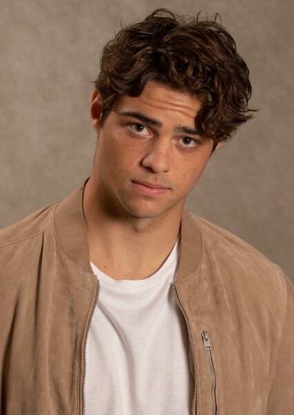 Noah Centineo photo