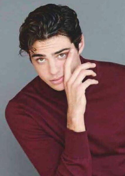 Noah Centineo photo