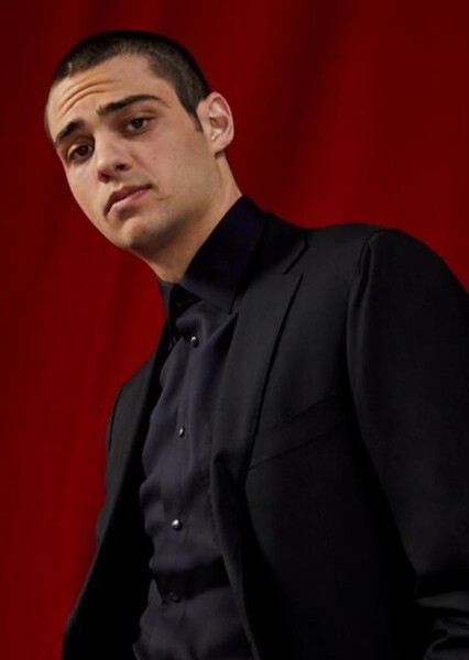 Noah Centineo photo