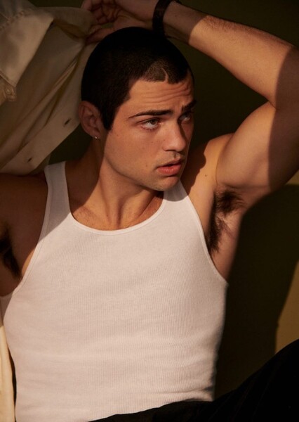 Noah Centineo photo