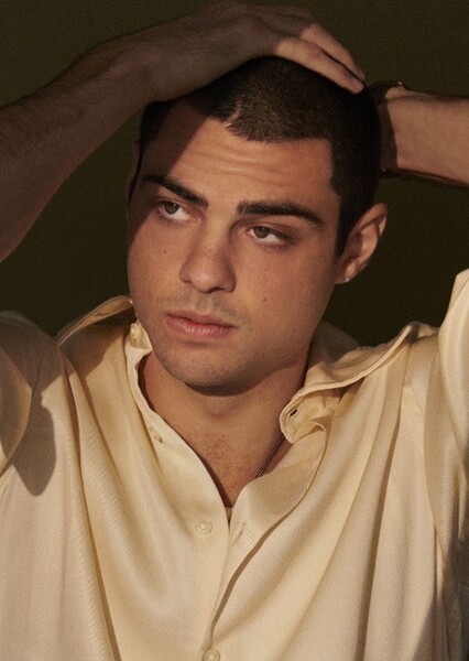 Noah Centineo photo