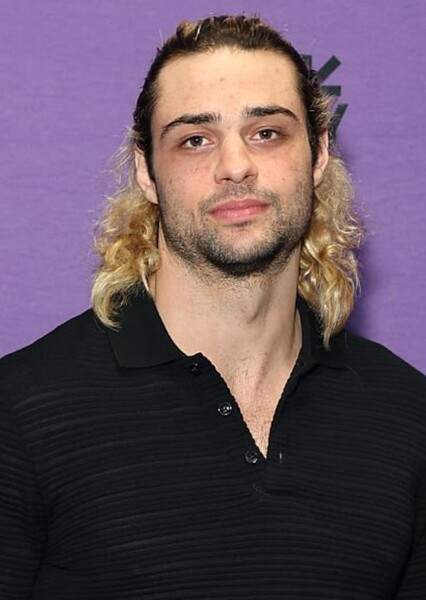 Noah Centineo photo