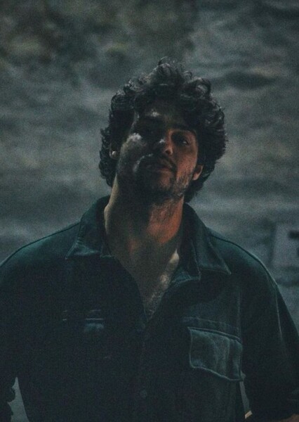 Noah Centineo photo